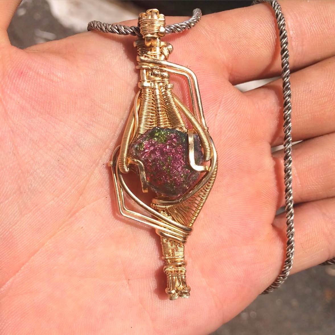 Gold pendant
